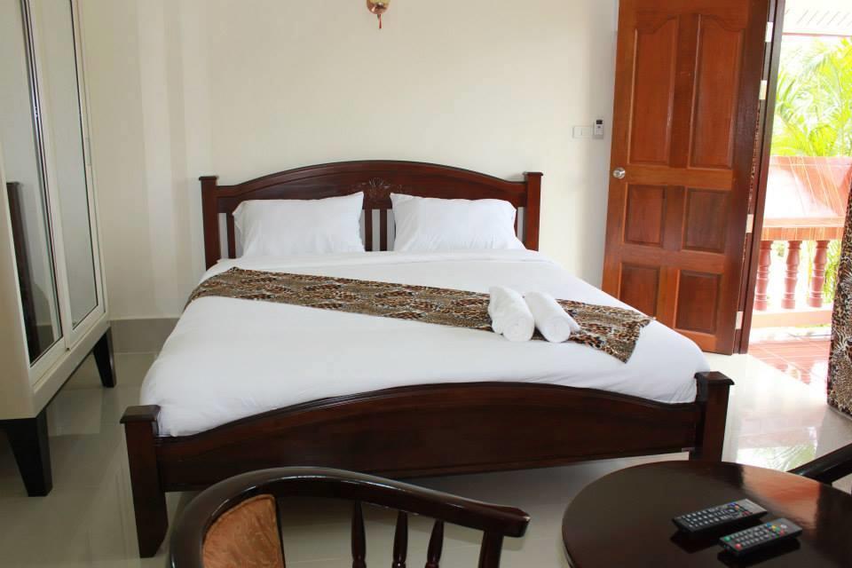 Baan Mek Lom Hotel Khaulak Kültér fotó
