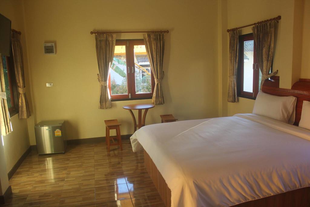 Baan Mek Lom Hotel Khaulak Kültér fotó
