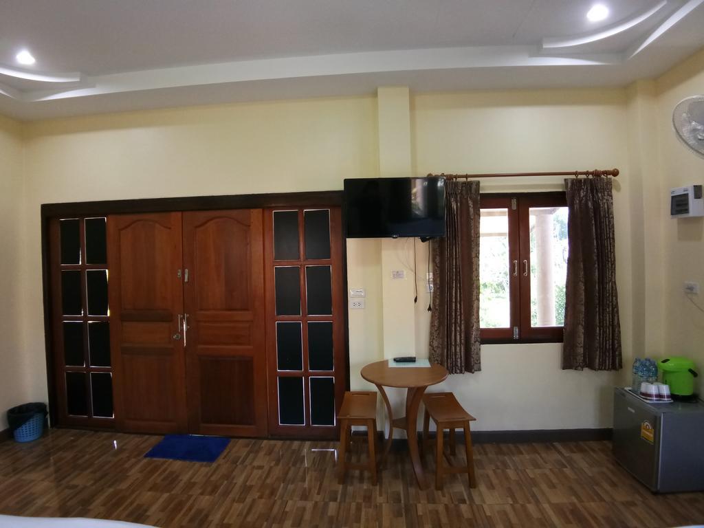 Baan Mek Lom Hotel Khaulak Kültér fotó